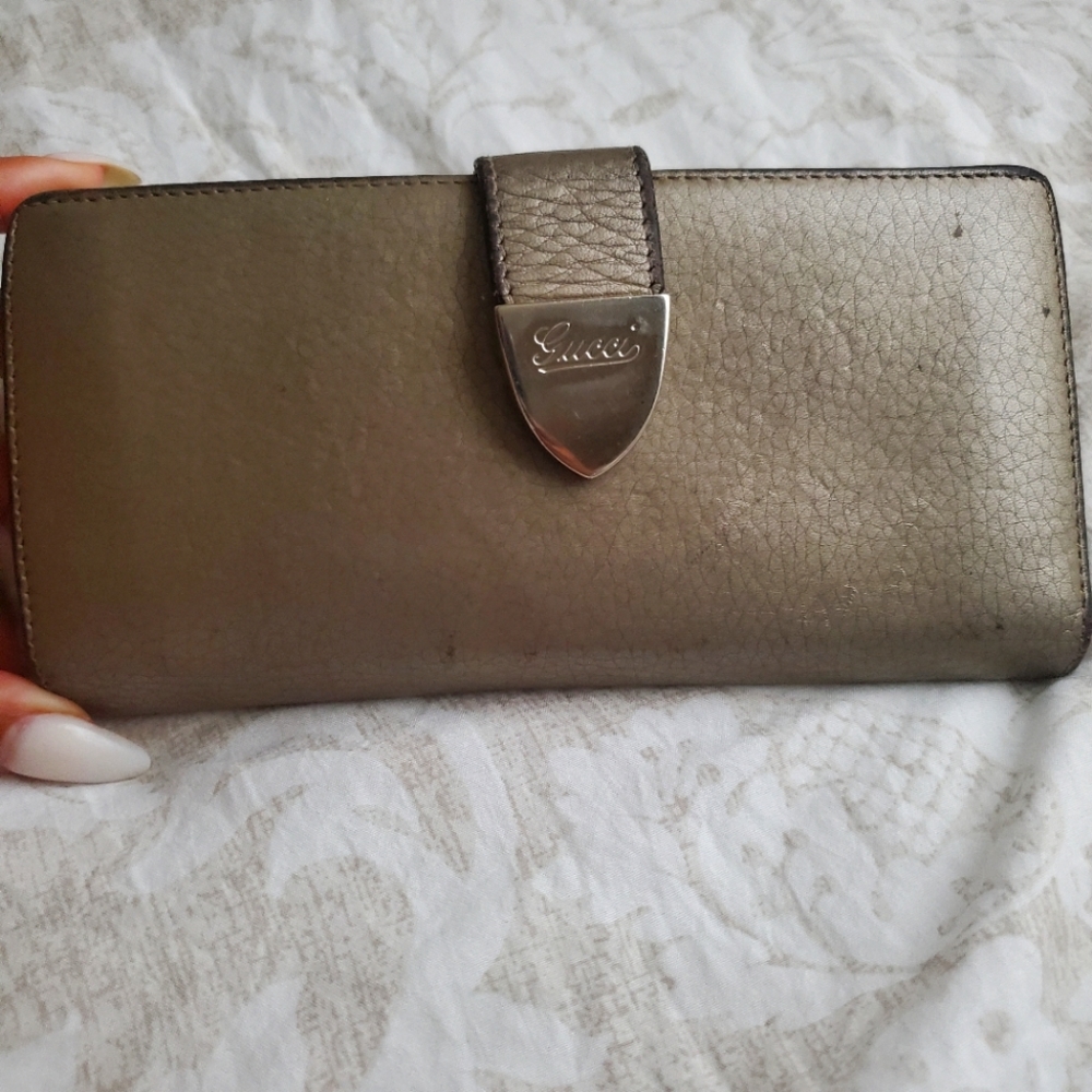 Gucci wallet